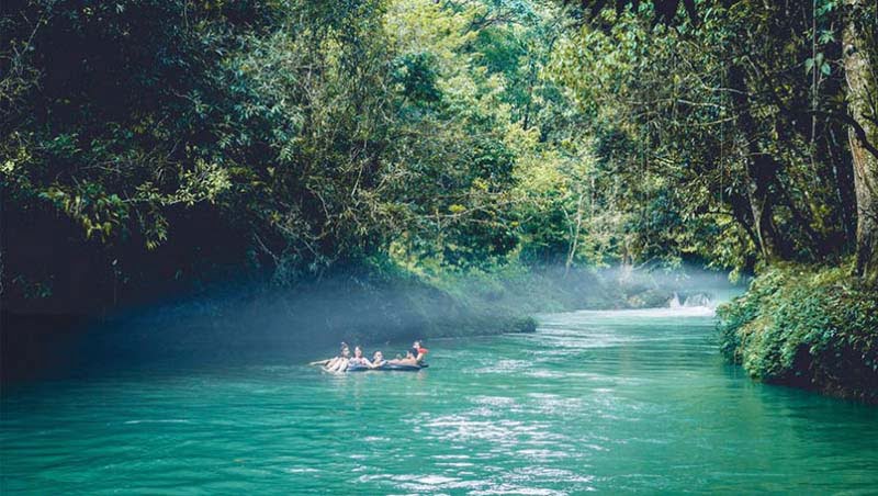 Río Sachichá Alta Verapaz Guatemala