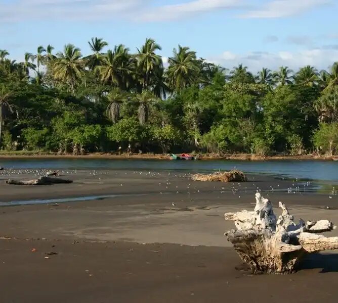 Playa de Iztapa