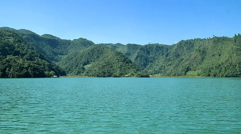 Yolnabaj - Laguna Brava