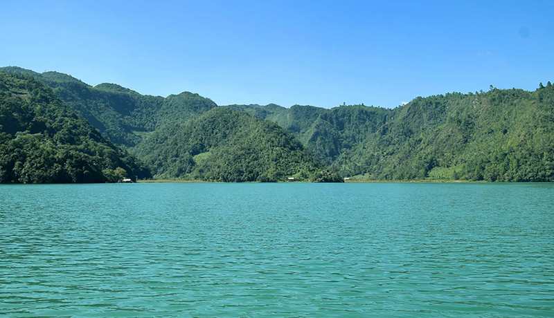 Yolnabaj - Laguna Brava