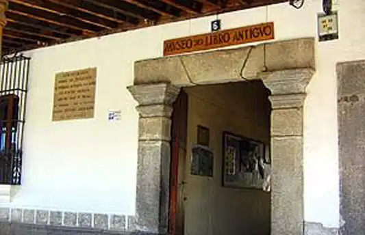 Museo del Libro Antiguo