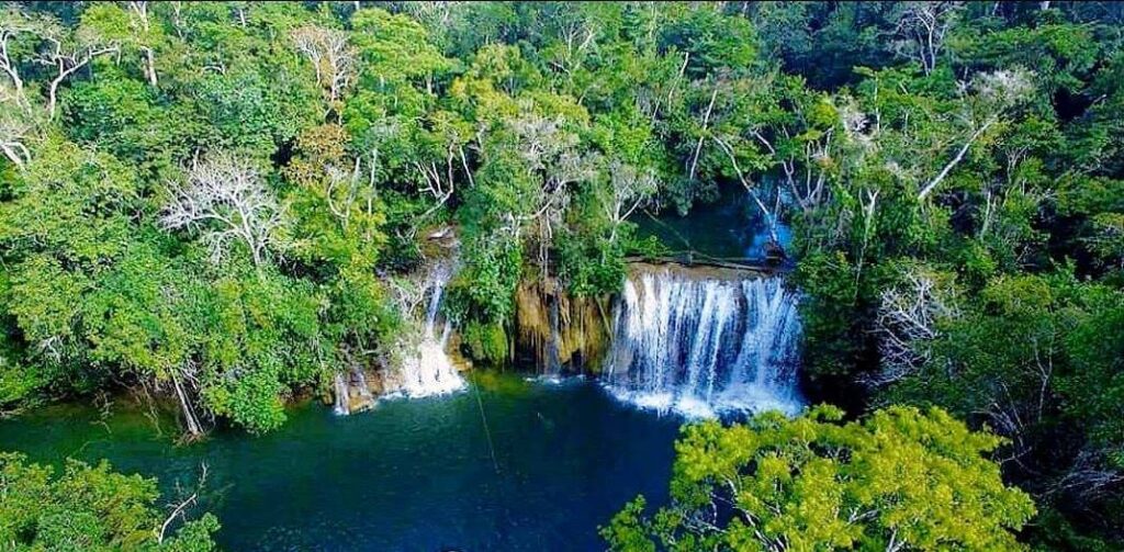 Las Cataratas Mopán
