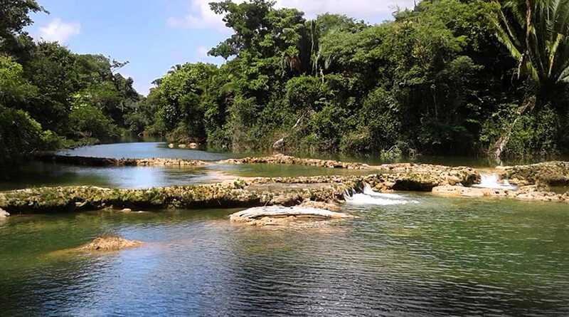 Las Pozas de Machaquilá